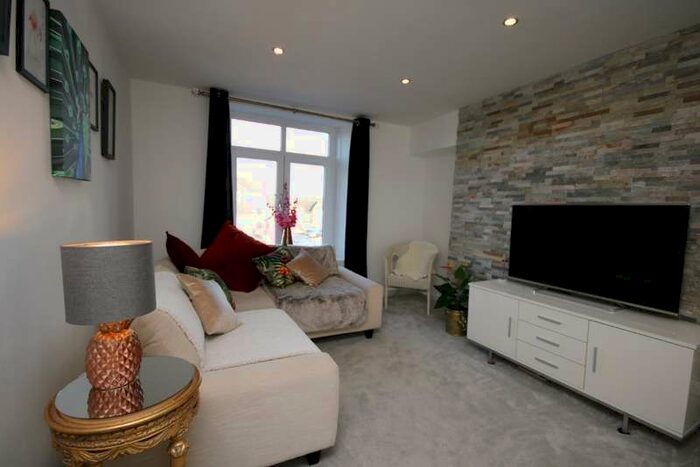 2 Bedroom Property To Rent In Great Northern Road Woodside, Aberdeen, AB24