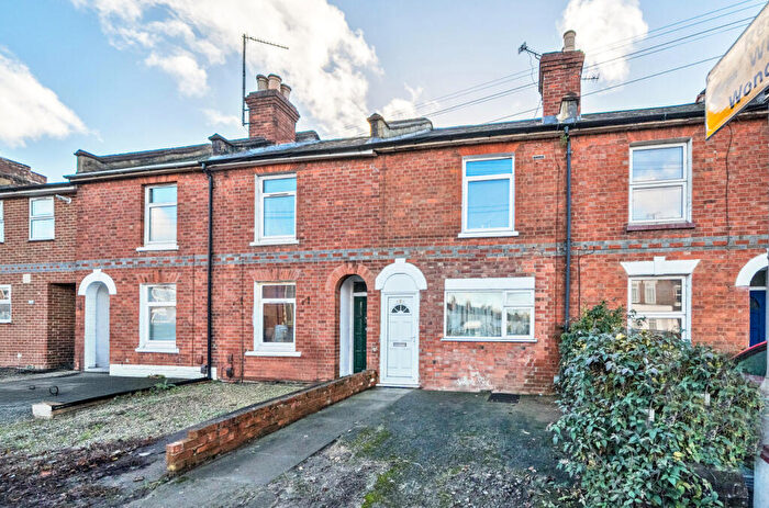 2 Bedroom Terraced House For Sale In Gosbrook Road, Caversham, Reading, RG4