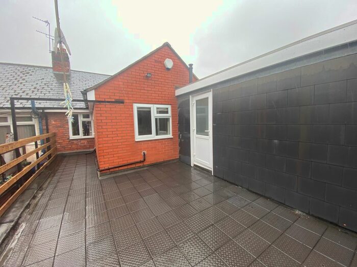 3 Bedroom Flat To Rent In College Road, Birmingham, B44