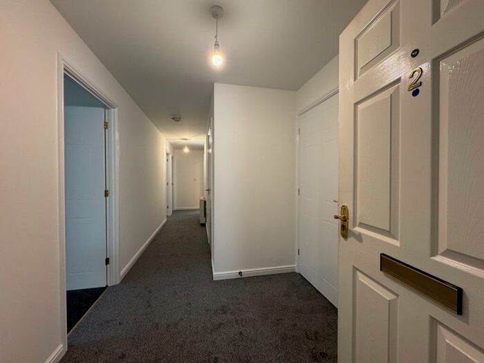 2 Bedroom Flat To Rent In Clausentum House, Hawkeswood Road, SO18