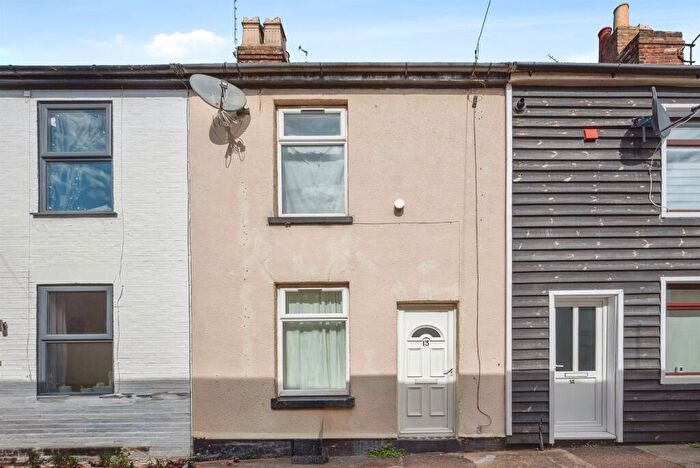 2 Bedroom Terraced House For Sale In Malakoff Road, Great Yarmouth, NR30