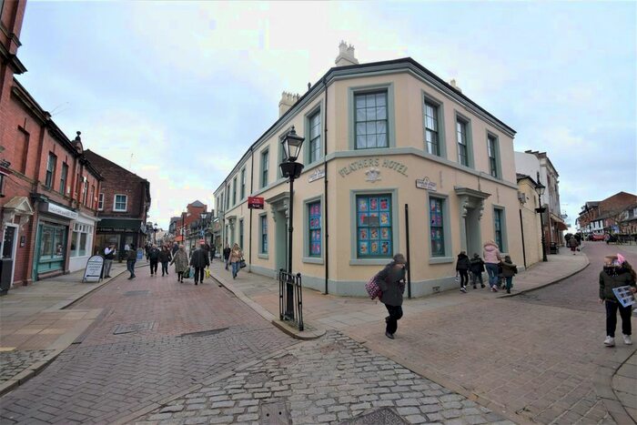 1 Bedroom Flat To Rent In Chester Street, Wrexham, LL13