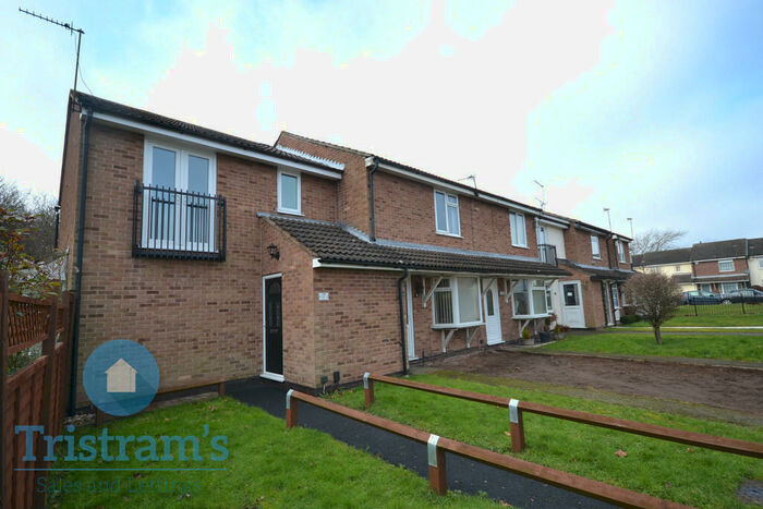 3 Bedroom End Of Terrace House To Rent In Linden Avenue, Nottingham, NG11