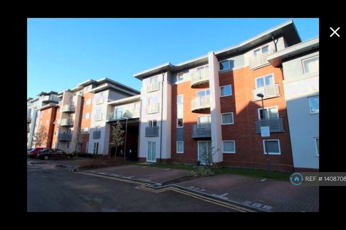2 Bedroom Flat To Rent In Coxhill Way, Aylesbury, HP21