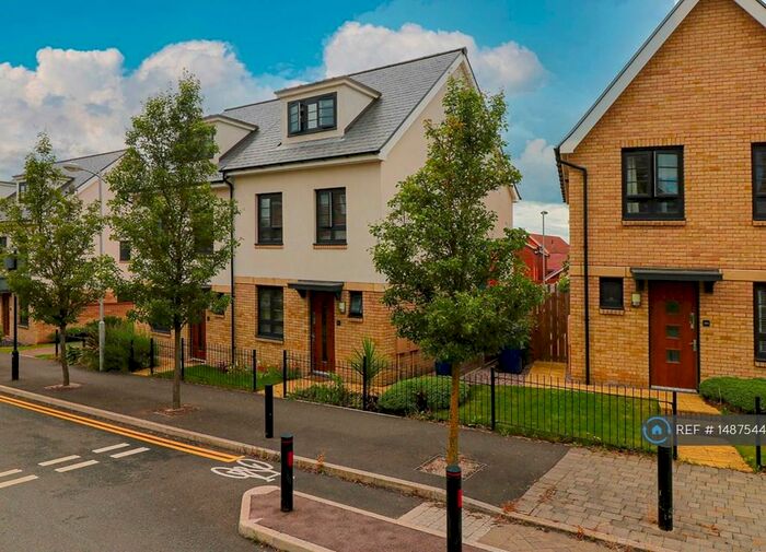 3 Bedroom Semi-Detached House To Rent In Great High Ground, St. Neots, PE19