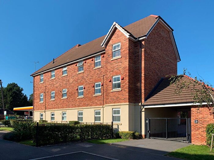 2 Bedroom Flat To Rent In Old Wardour Way, Newbury, RG14