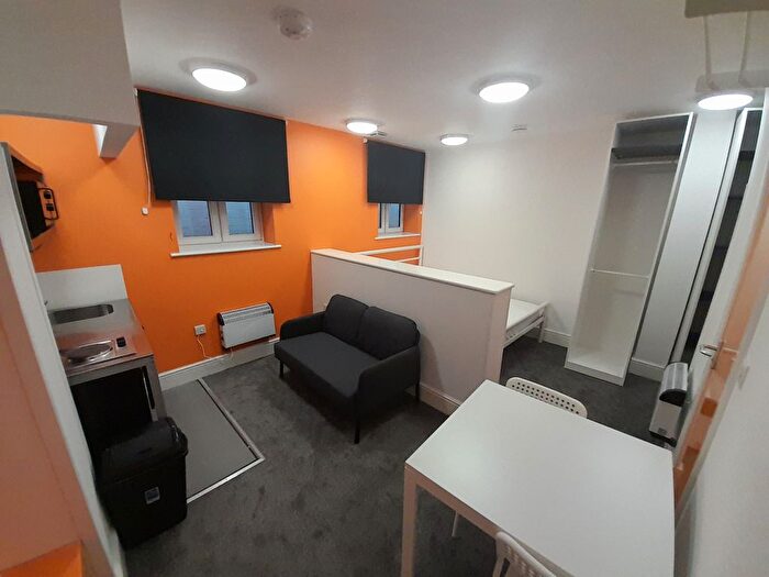 Studio To Rent In Wakefield, WF1