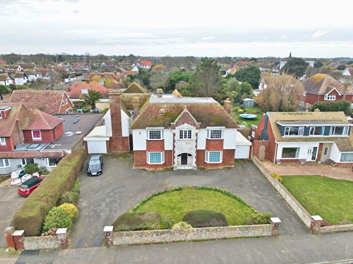 6 Bedroom Detached House For Sale In Royal Esplanade, Margate, Kent, CT9