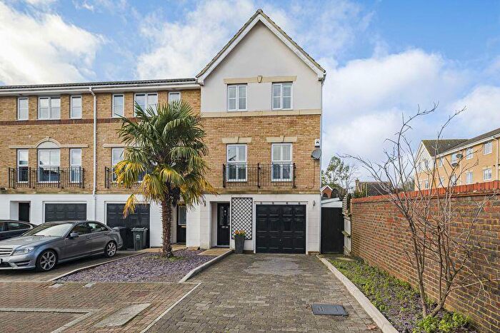 5 Bedroom End Of Terrace House For Sale In Anvil Terrace, Bexley Park, DA2