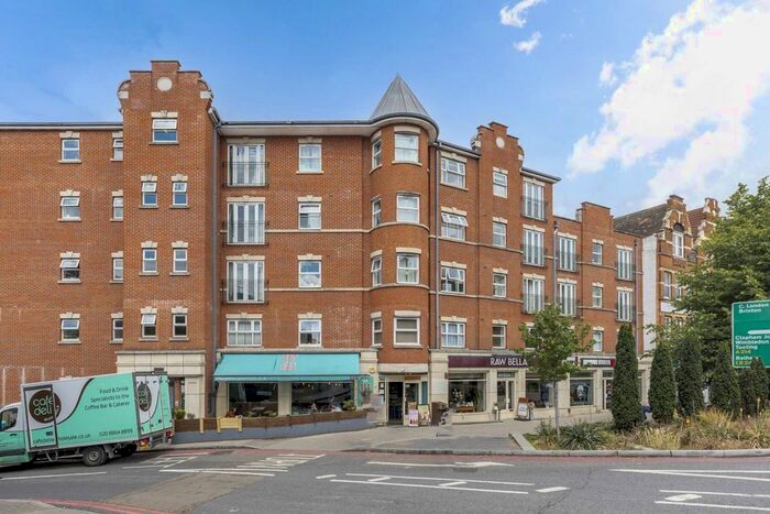 1 Bedroom Flat To Rent In Streatham High Road, London, SW16