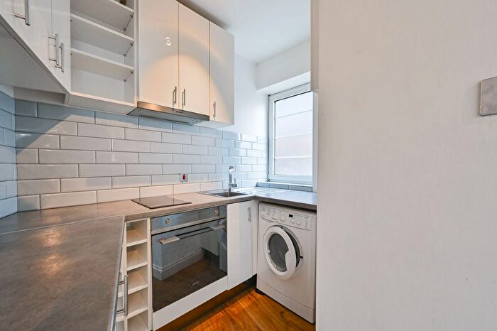 Studio To Rent In Charing Cross Road, Covent Garden, London, WC2H