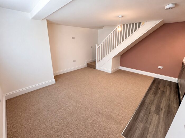 2 Bedroom Flat To Rent In Doncaster, DN1