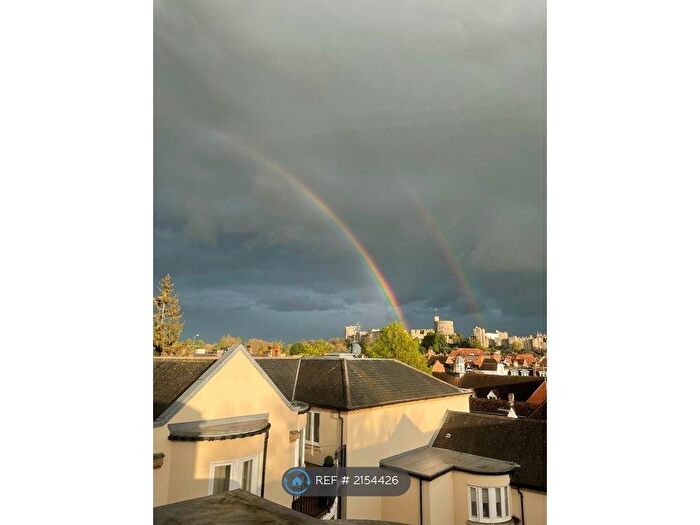 4 Bedroom Flat To Rent In St. John's Square, Eton, Windsor, SL4