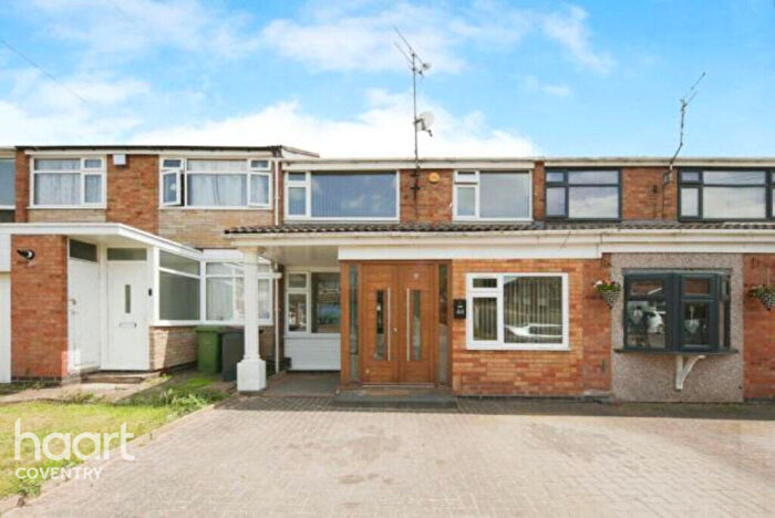 3 Bedroom Terraced House For Sale In Tregorrick Road, Coventry, CV7