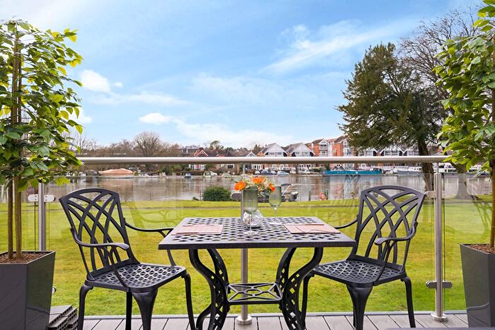 1 Bedroom Flat To Rent In Lilliput, Thamesfield Village, Henley-On-Thames, RG9