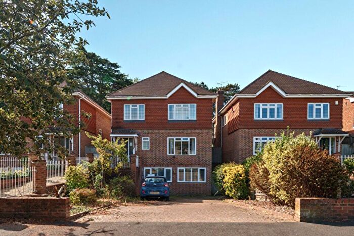 7 Bedroom Detached House For Sale In Kings Avenue, Bromley, BR1