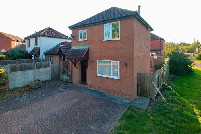 2 Bedroom Semi-Detached House To Rent In Kimbolton Court, Giffard Park, Milton Keynes, MK14