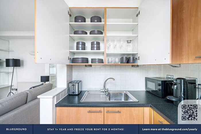 1 Bedroom Flat To Rent In Kensington, London, W11