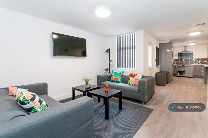 6 Bedroom Terraced House To Rent In Saxony Road, Liverpool, L7