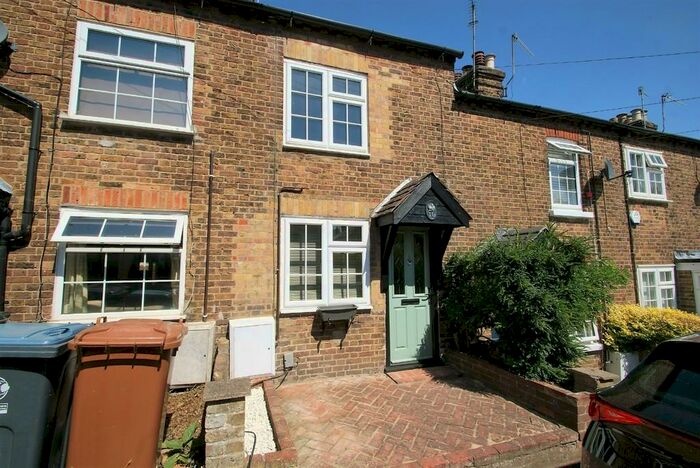 2 Bedroom Cottage To Rent In Jervis Road, Bishop'S Stortford, CM23