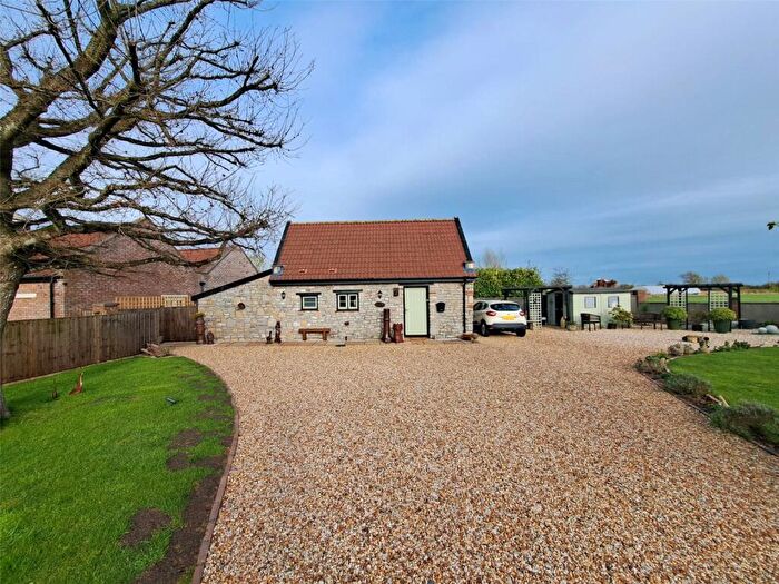 1 Bedroom Detached House For Sale In Kingsway, Tarnock, Axbridge, Somerset, BS26