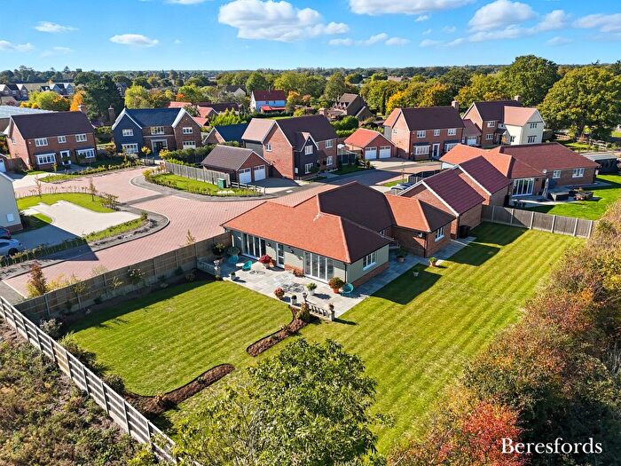 3 Bedroom Bungalow For Sale In Cherry Orchard, Ardleigh, CO7