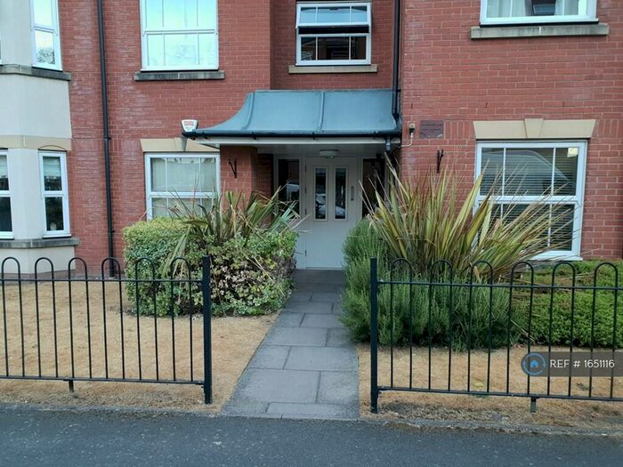 2 Bedroom Flat To Rent In Coundon, Coventry, CV6