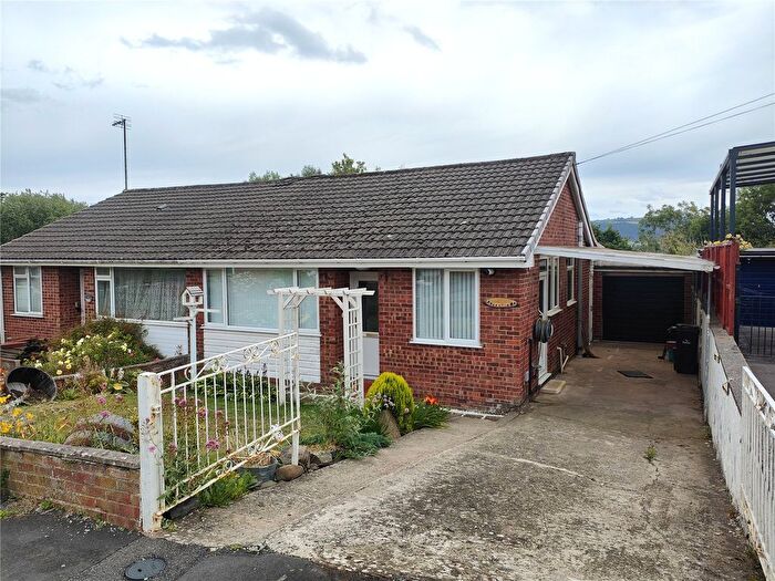 2 Bedroom Bungalow To Rent In Brynglas, Welshpool, Powys, SY21