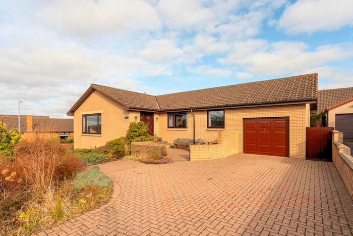 3 Bedroom Bungalow For Sale In Westfield Loan, Forfar, Angus, DD8