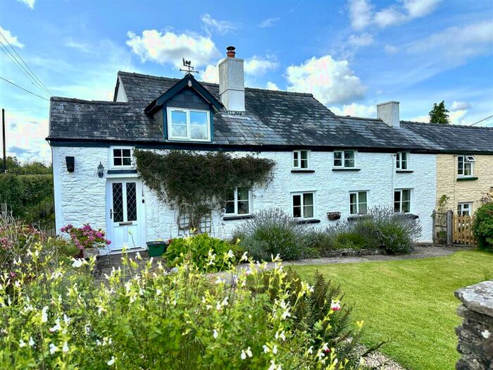 4 Bedroom Cottage For Sale In Kilgwrrwg, Chepstow, NP16