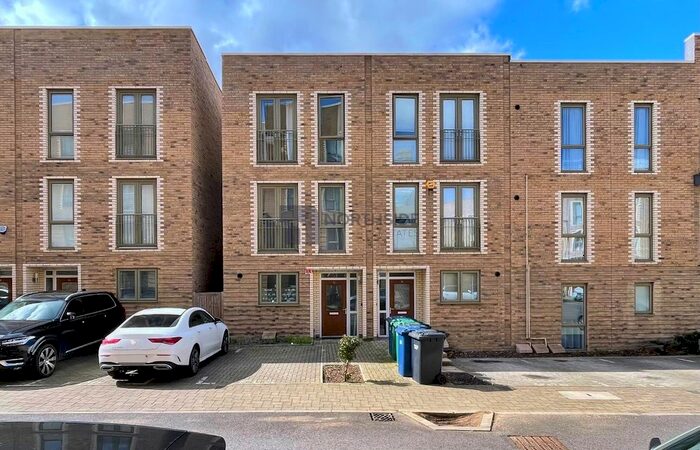 3 Bedroom Terraced House To Rent In Coxwell Boulevard, Edgware, NW9