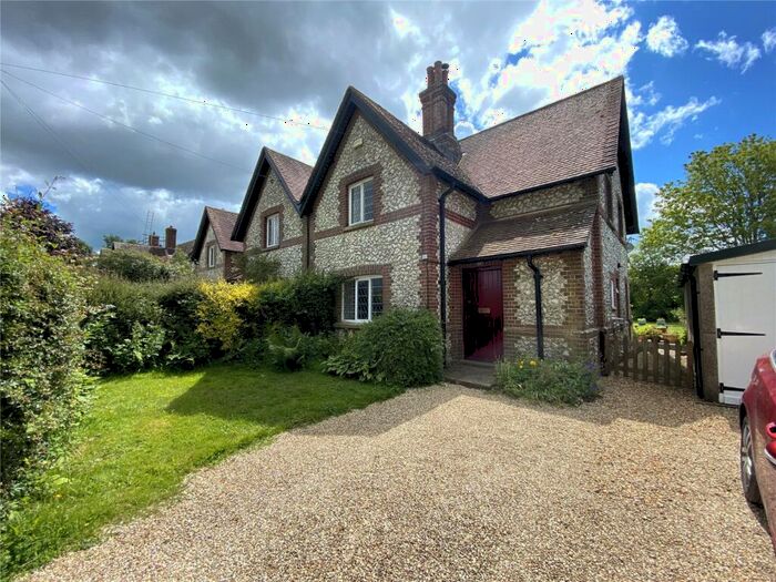 3 Bedroom Semi-Detached House To Rent In Privett, Alton, Hampshire, GU34