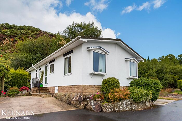 2 Bedroom Park Home For Sale In Dales View Park, Salterforth, Barnoldswick, BB18