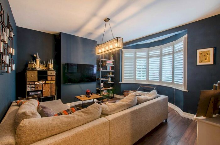 4 Bedroom Semi-Detached House To Rent In Le May Avenue, Grove Park, London SE12