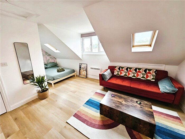 Studio To Rent In Galpins Road, Thornton Heath, CR7