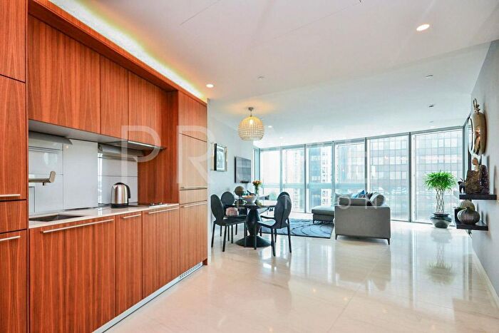 1 Bedroom Flat To Rent In The Tower, One St George Wharf, Vauxhall, SW8