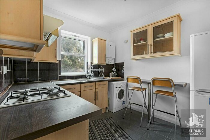 2 Bedroom Apartment To Rent In Dalston Lane, London, E8