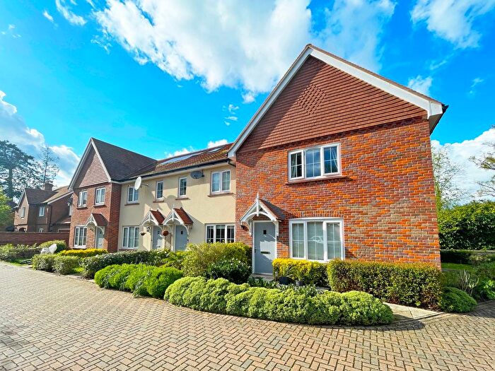 1 Bedroom Flat For Sale In Abrahams Close, Amersham, HP7