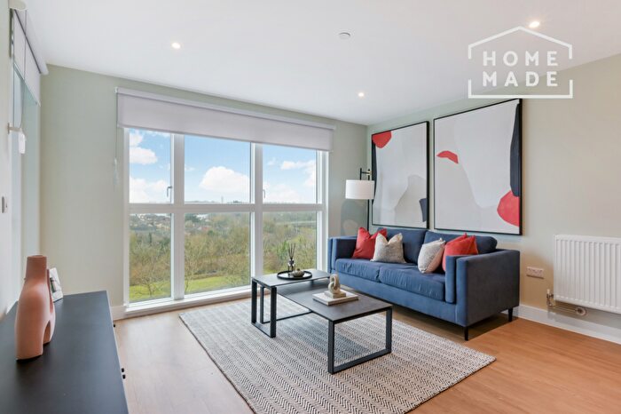 1 Bedroom Flat To Rent In Enigma Square, MK9