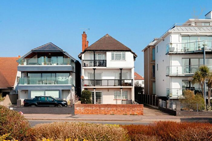 1 Bedroom Flat To Rent In Chalkwell Esplanade, Westcliff-On-Sea, SS0