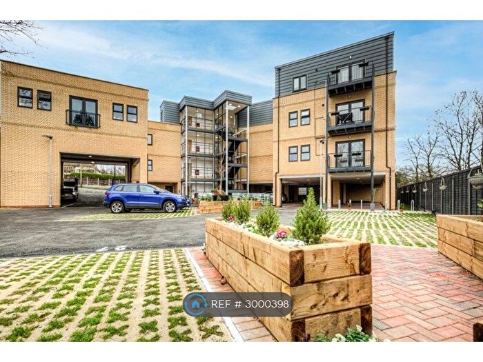 2 Bedroom Flat To Rent In Sudbury, Sudbury, CO10