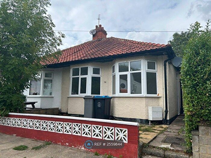 2 Bedroom Bungalow To Rent In Beaumont Avenue, Wembley, HA0