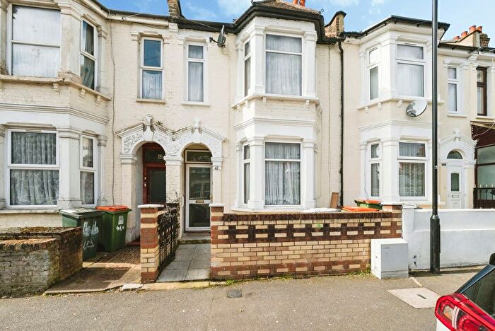 3 Bedroom Terraced House For Sale In Bartle Avenue, East Ham, London, E6
