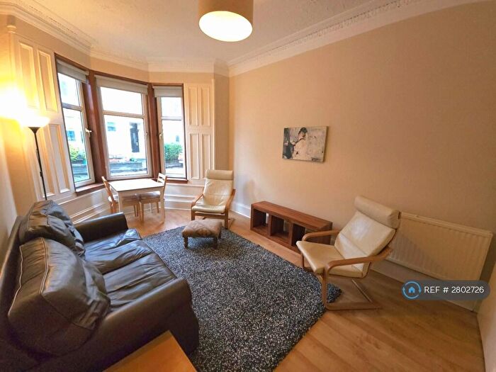 2 Bedroom Flat To Rent In Lawrie Street, Glasgow, G11