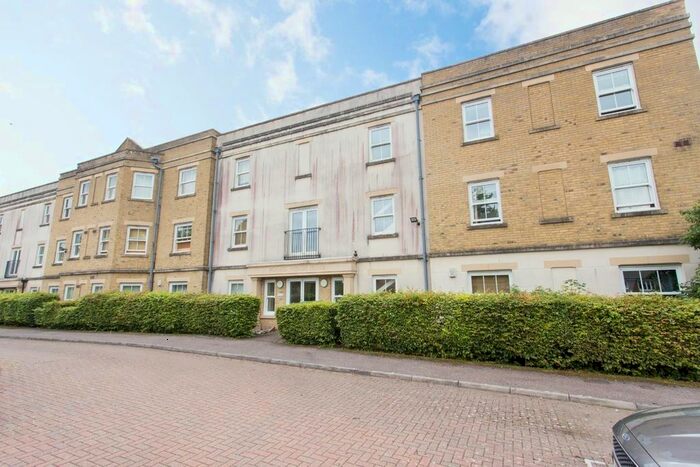 2 Bedroom Flat For Sale In Ainsley Way, Chartham, Canterbury, CT4