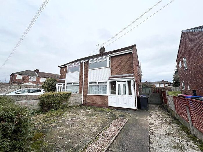 3 Bedroom Semi Detached House To Rent In Peter Street, Eccles, M30