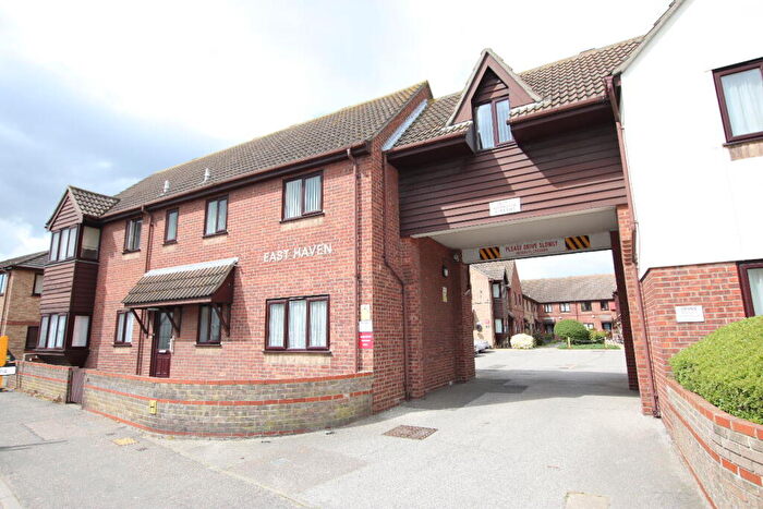 1 Bedroom Retirement Property For Sale In East Haven, Old Road, Clacton On Sea, CO15