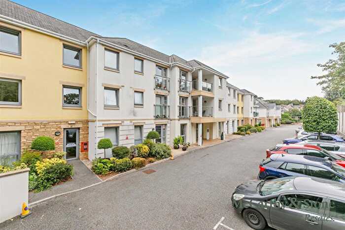1 Bedroom Flat For Sale In Lys Lander, Tregolls Road, Truro, TR1