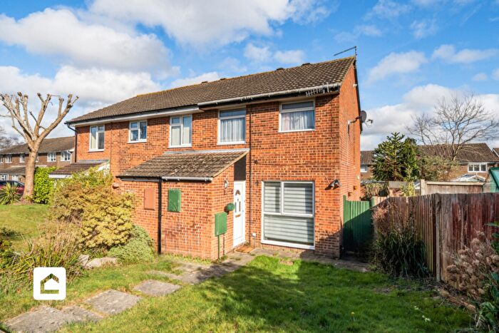 3 Bedroom End Of Terrace House For Sale In The Grooms, Pound Hill, RH10