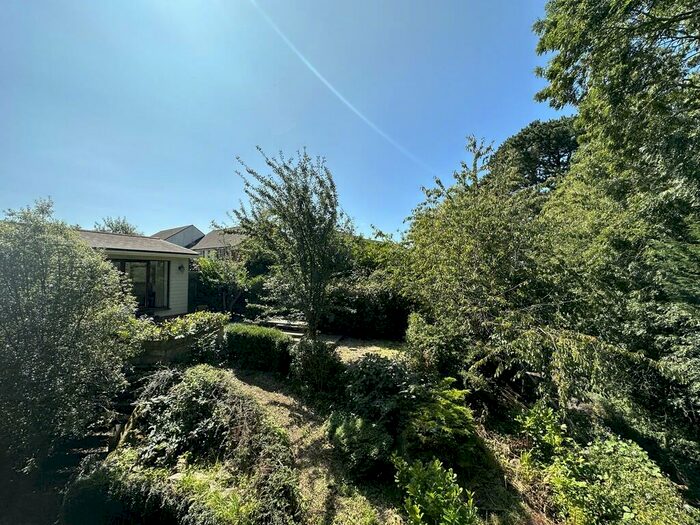 6 Bedroom Chalet To Rent In Howell Road, Exeter, EX4